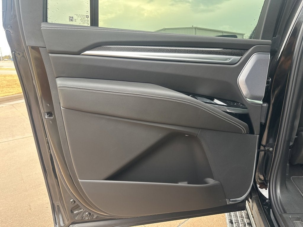 2025 Cadillac Escalade ESV Escalade-V ESV