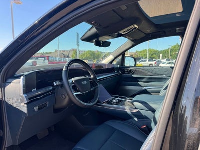 2025 Cadillac ESCALADE IQ Luxury 2