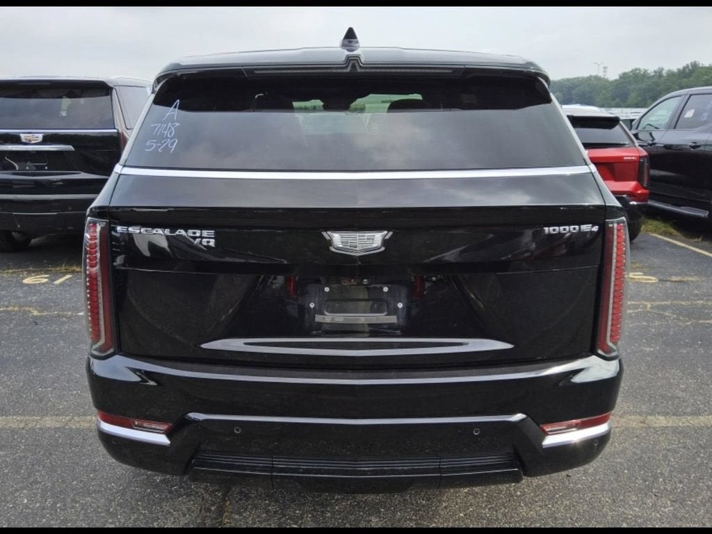 2025 Cadillac ESCALADE IQ Luxury 2