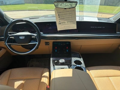2025 Cadillac ESCALADE IQ Luxury 2