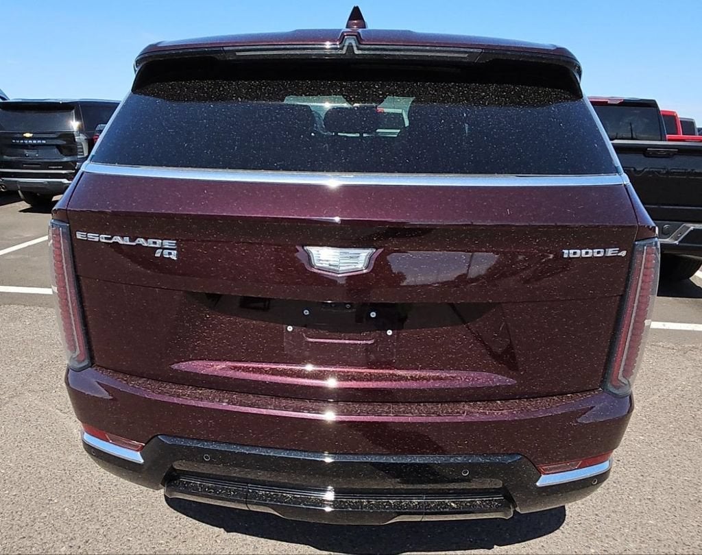 2025 Cadillac ESCALADE IQ Luxury 2