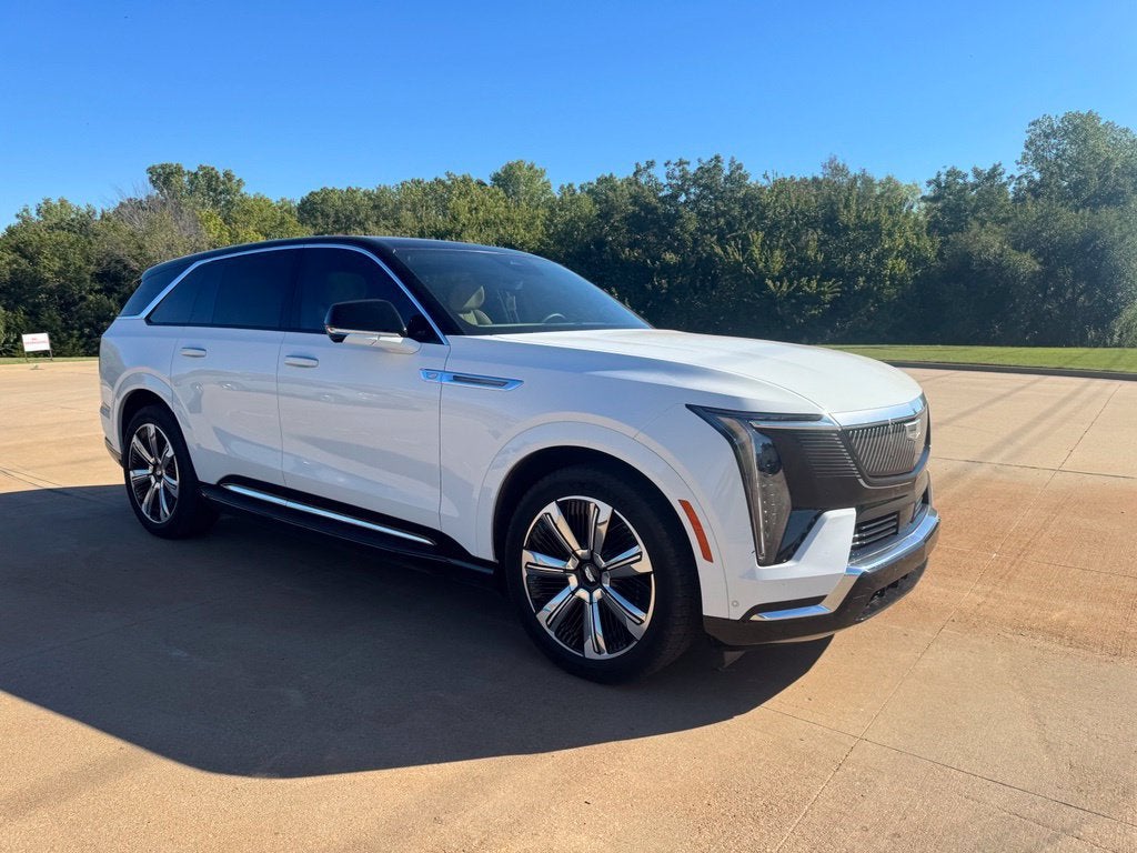 2025 Cadillac ESCALADE IQ Luxury 2