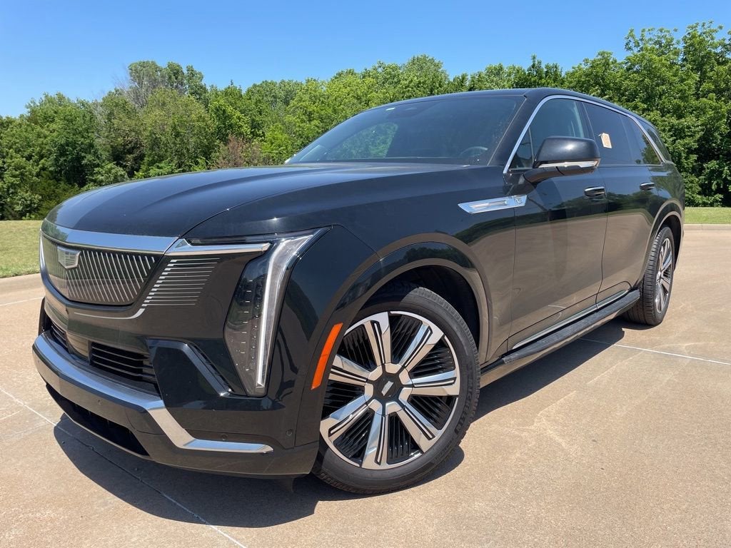 2025 Cadillac ESCALADE IQ Luxury 2