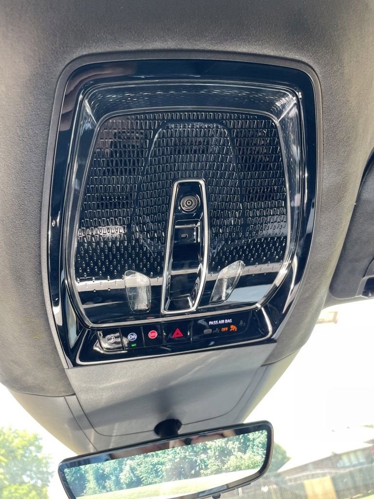 2025 Cadillac ESCALADE IQ Luxury 2