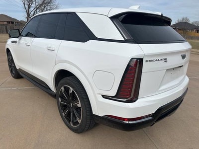 2025 Cadillac ESCALADE IQ Sport 1