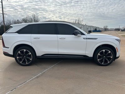 2025 Cadillac ESCALADE IQ Sport 1