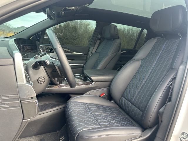 2025 Cadillac ESCALADE IQ Sport 1