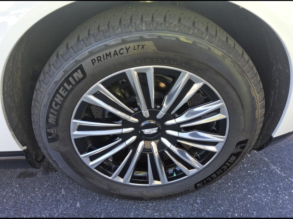 2025 Cadillac ESCALADE IQ Sport 1
