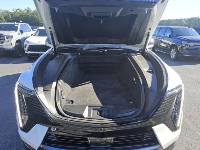 2025 Cadillac ESCALADE IQ Sport 1