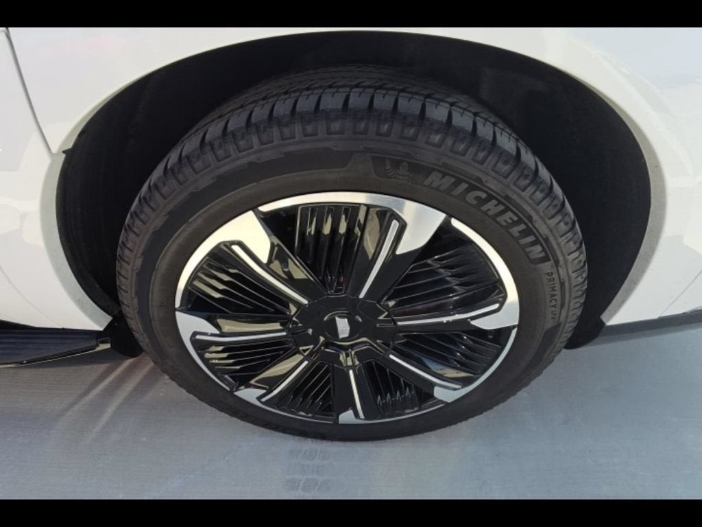 2025 Cadillac ESCALADE IQ Sport 1