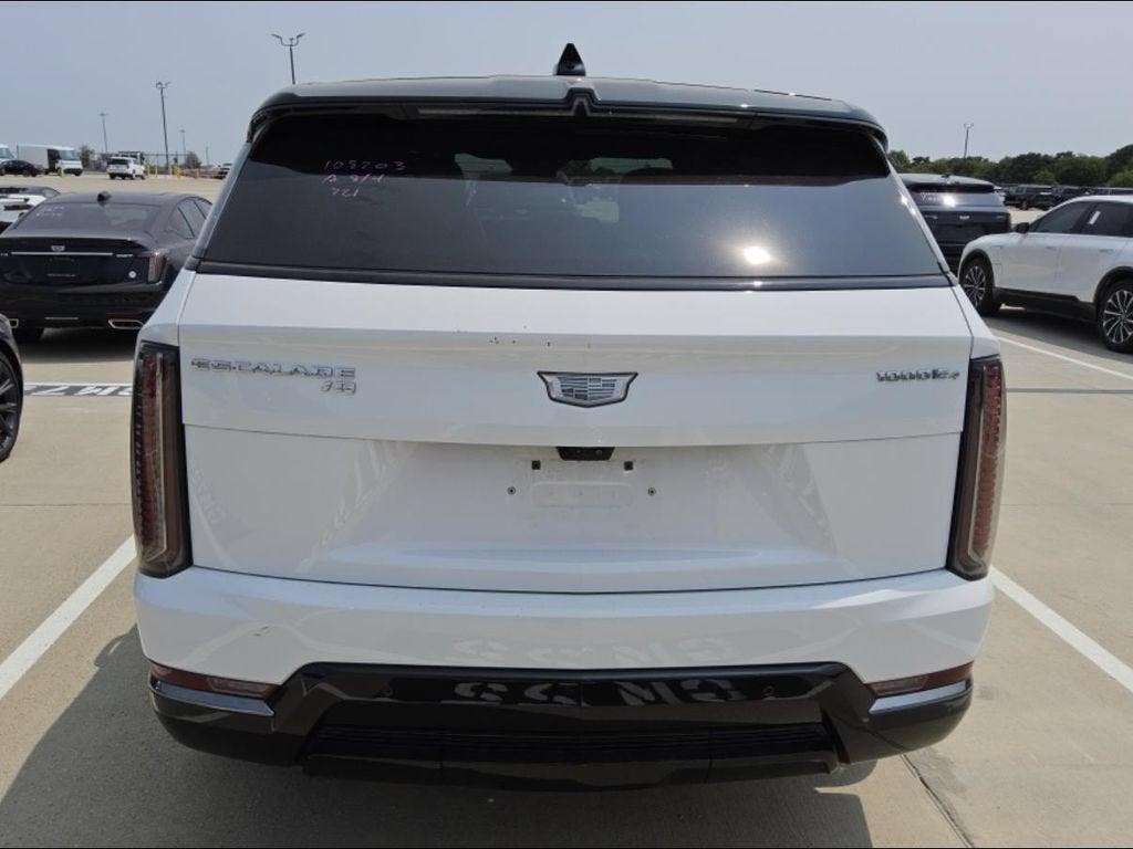 2025 Cadillac ESCALADE IQ Sport 2