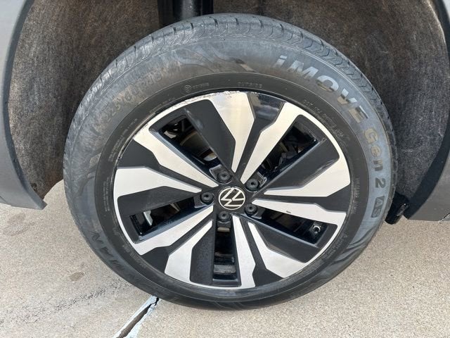 2024 Volkswagen Atlas 2.0T SE