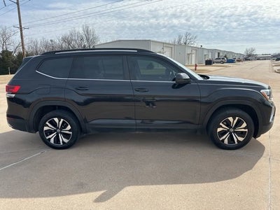 2024 Volkswagen Atlas 2.0T SE