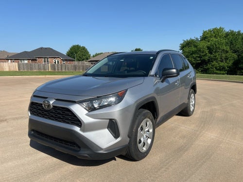 2020 Toyota RAV4 LE
