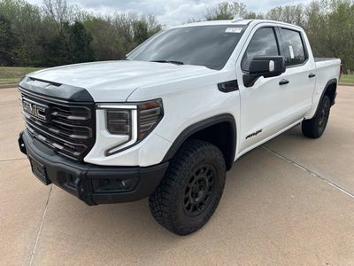2025 GMC Sierra 1500 AT4X