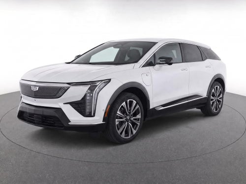 2025 Cadillac OPTIQ Luxury 2