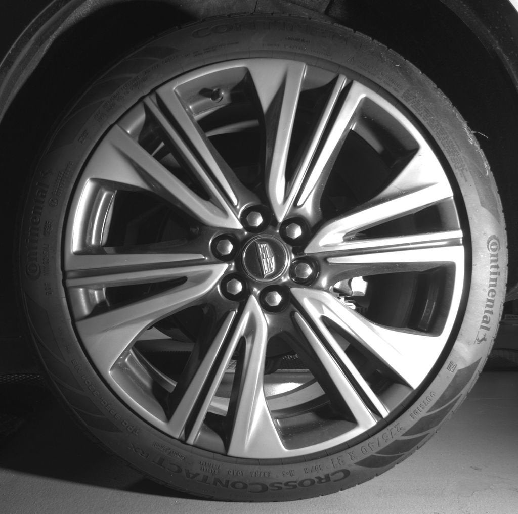 2025 Cadillac OPTIQ Luxury 2