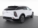 2025 Cadillac OPTIQ Luxury 2