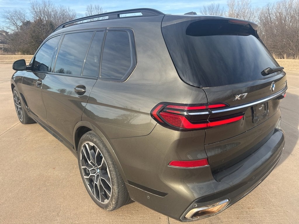 2023 BMW X7 xDrive40i