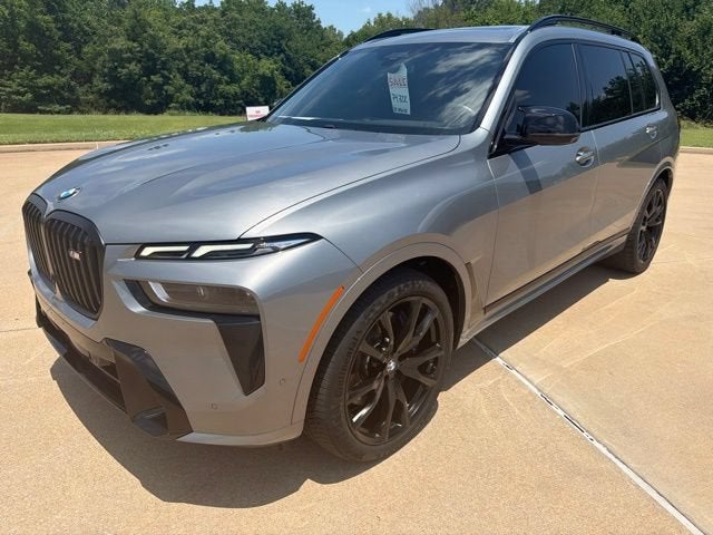 2024 BMW X7 M60i