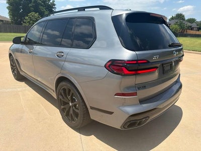 2024 BMW X7 M60i