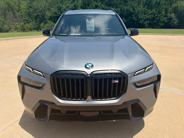 2024 BMW X7 M60i