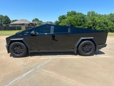 2024 Tesla Cybertruck Cyberbeast