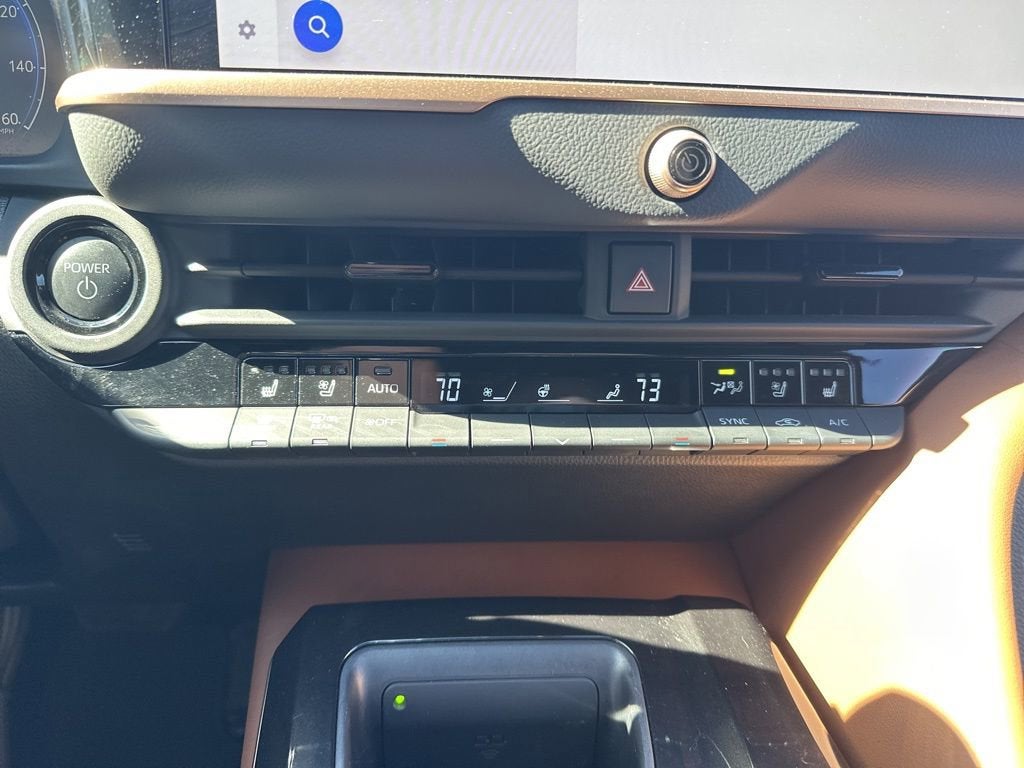 2025 Toyota Crown Signia XLE