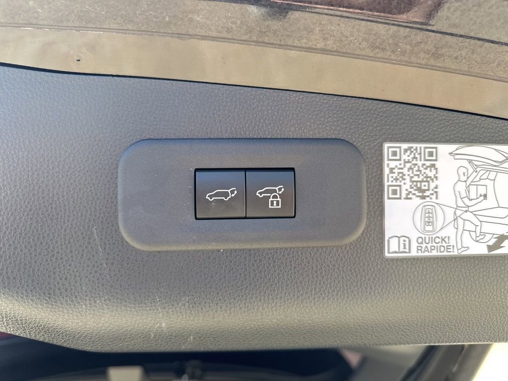 2025 Toyota Crown Signia XLE