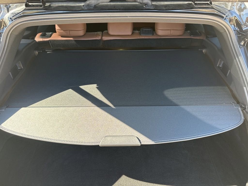 2025 Toyota Crown Signia XLE