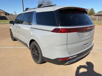 2023 Kia Carnival SX