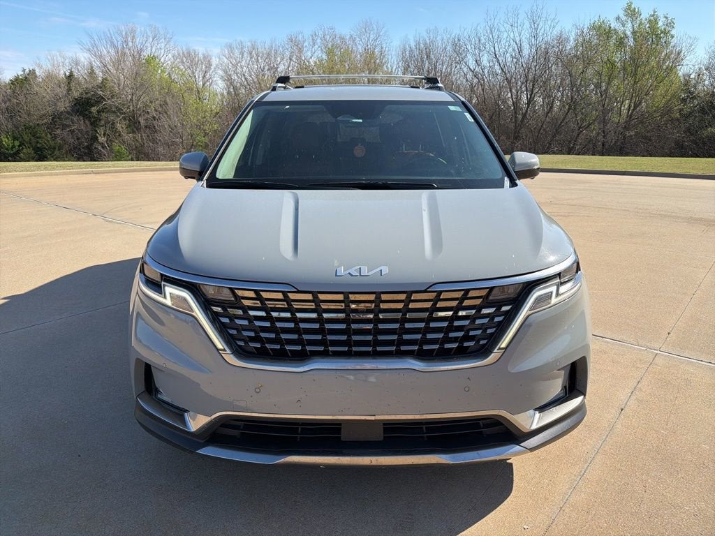 2023 Kia Carnival SX