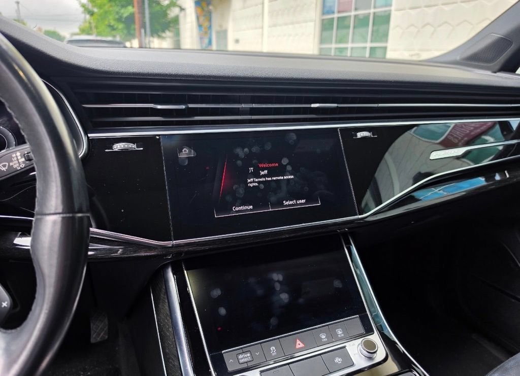 2021 Audi Q7 Premium Plus