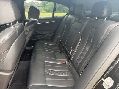 2021 BMW 5 Series M550i xDrive