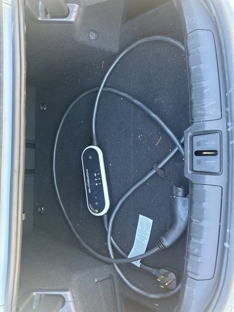 2022 Porsche Taycan Base