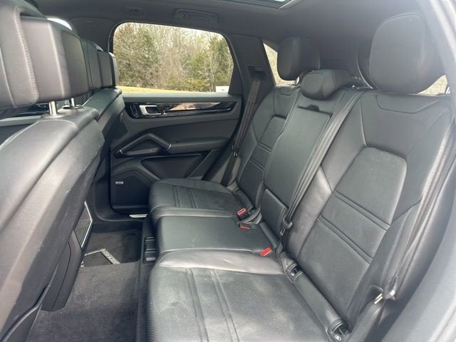 2020 Porsche Cayenne Base