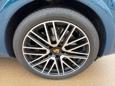 2024 Porsche Cayenne S