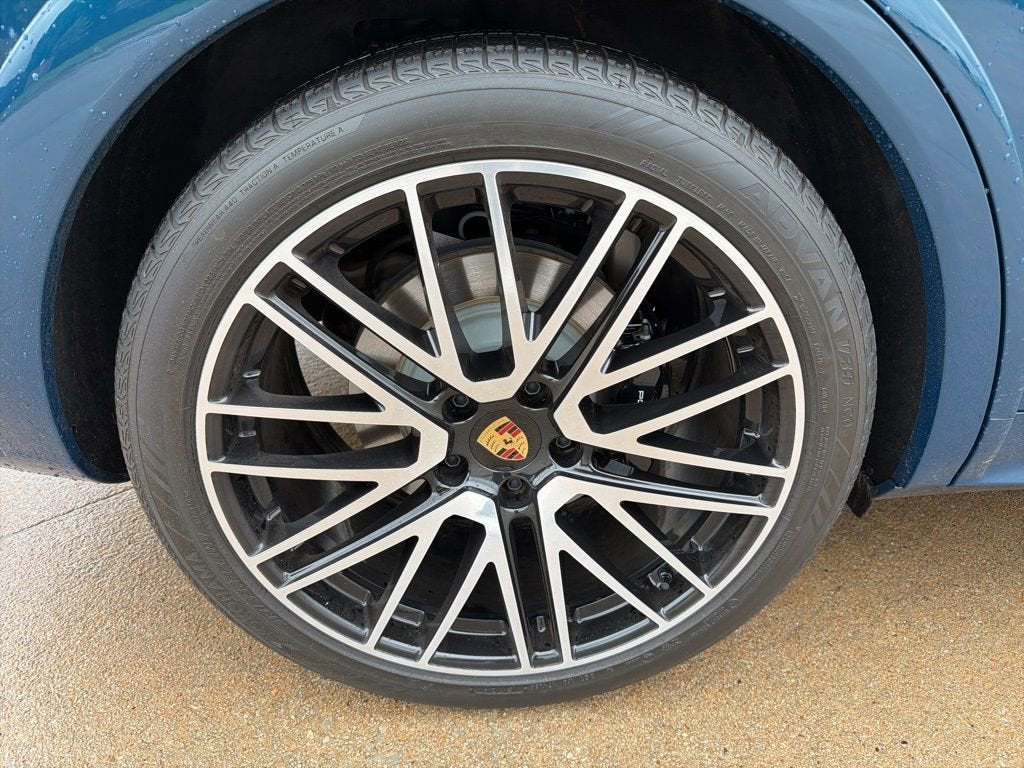2024 Porsche Cayenne S