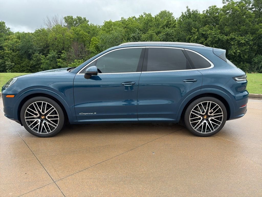 2024 Porsche Cayenne S
