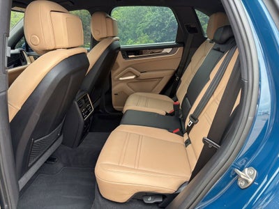 2024 Porsche Cayenne S