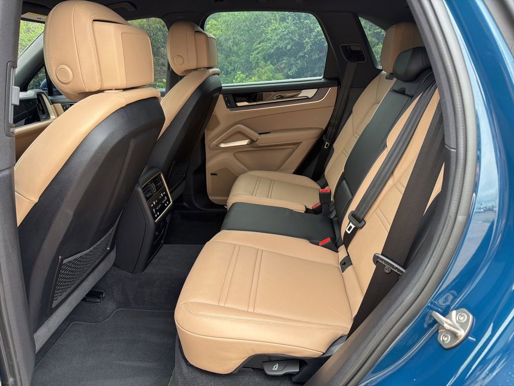 2024 Porsche Cayenne S