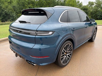 2024 Porsche Cayenne S