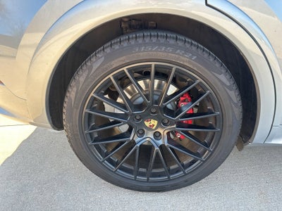 2021 Porsche Cayenne GTS