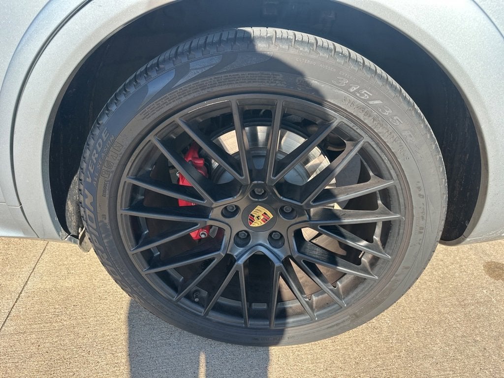 2021 Porsche Cayenne GTS