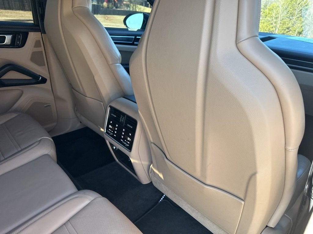 2021 Porsche Cayenne GTS