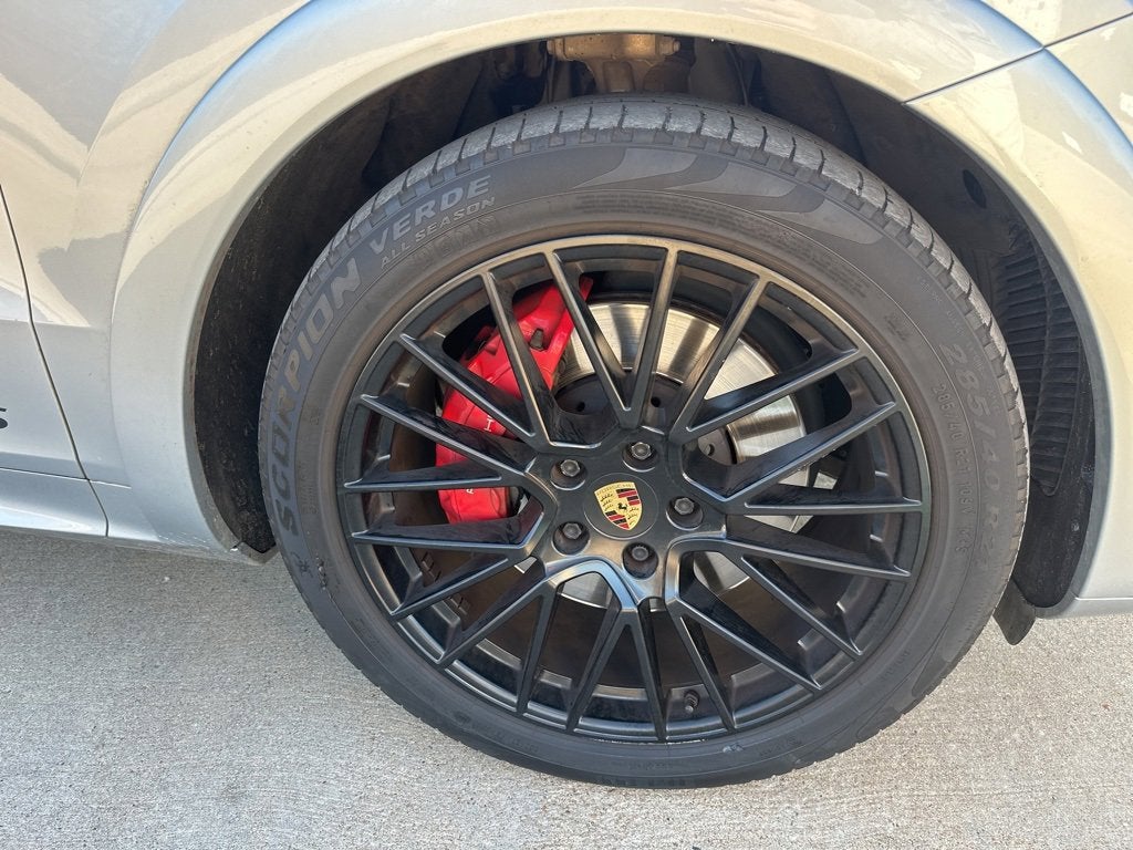 2021 Porsche Cayenne GTS