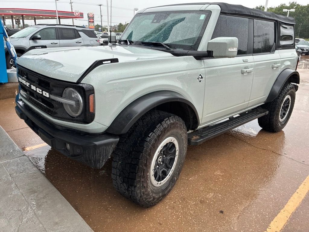 2022 Ford Bronco Base