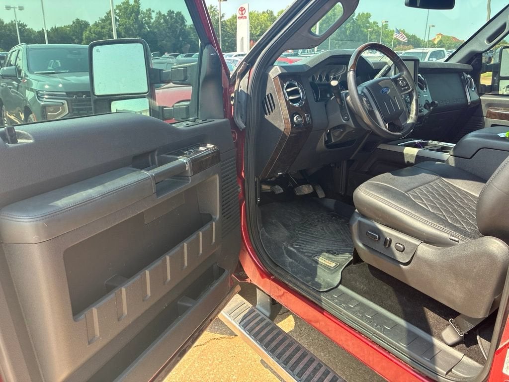2016 Ford Super Duty F-250 SRW Lariat