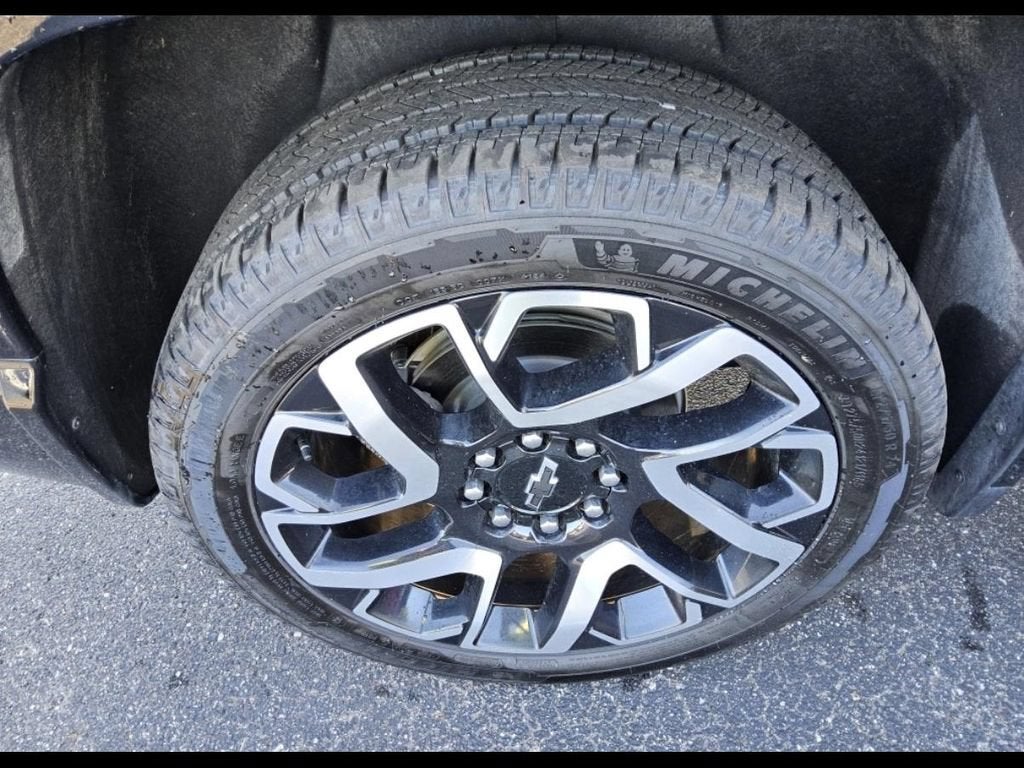 2025 Chevrolet Silverado EV RST - Max Range