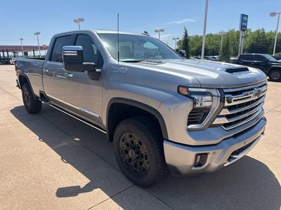 2025 Chevrolet Silverado 3500 HD High Country
